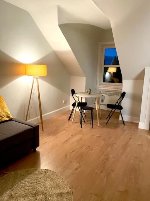 Loft Apartment In Joppa Edinburgh Exterior photo